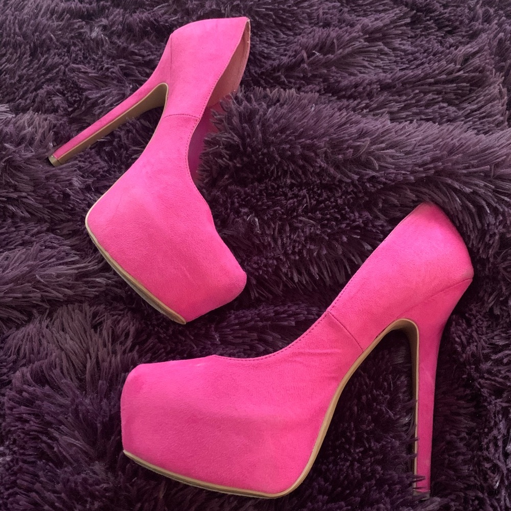 Fuchsia Platform Pumps